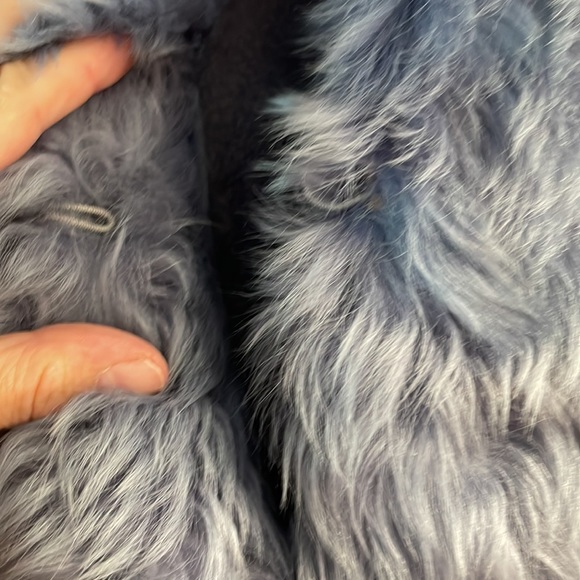 Carolina Herrera tan & blue couture shearling coat - Picture 5 of 14